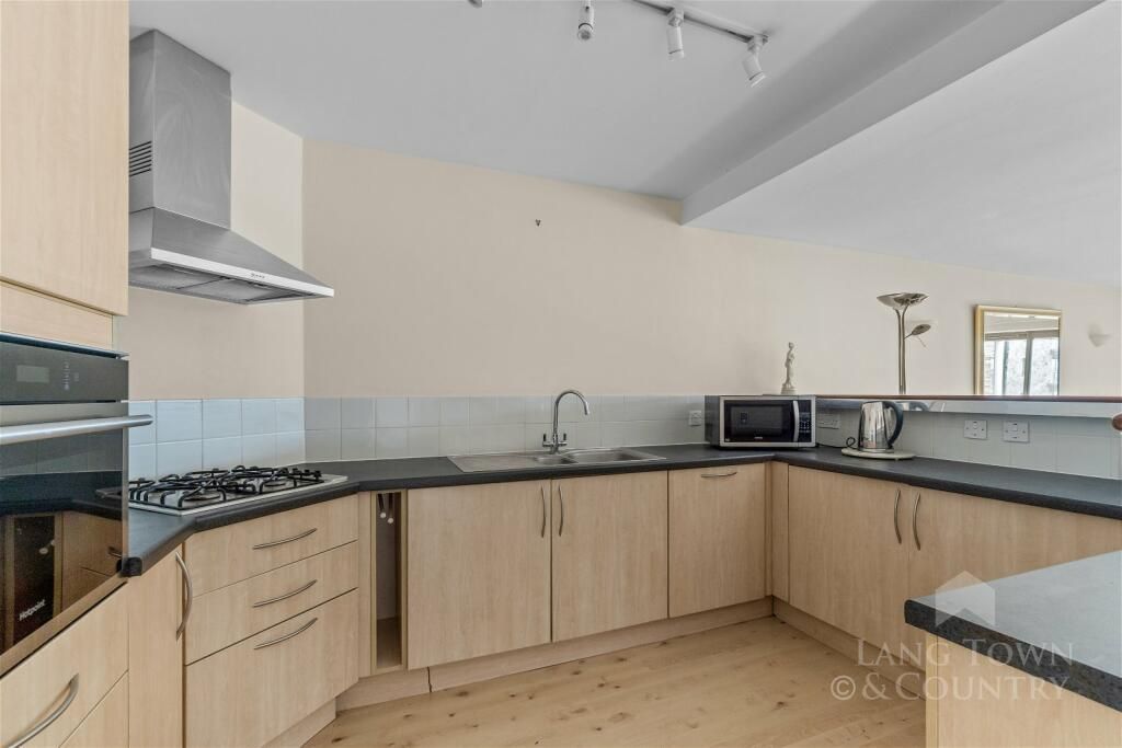 Property photo 3 of 10 13295_S175734_Img_06_0001.Jpeg