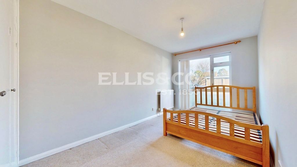 Property photo 3 of 21 Picture No. 13