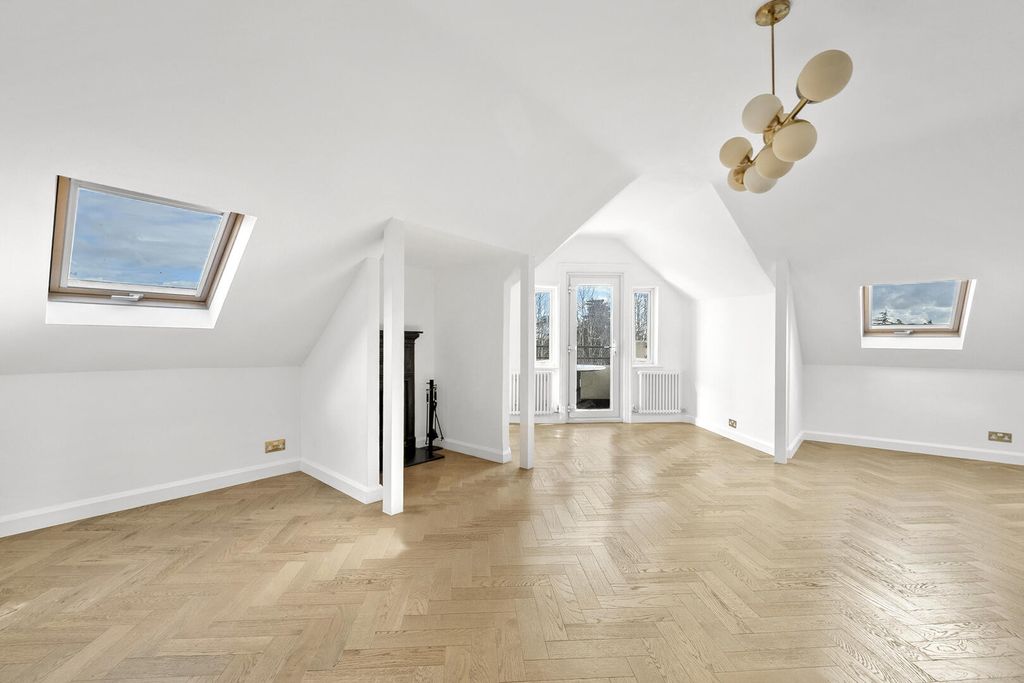 Additional image 14 of 3 bed flat for saleBycullah Road, Enfield EN2