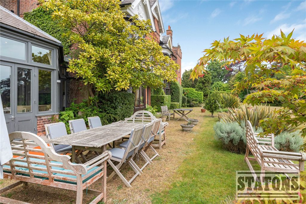 Property photo 3 of 41 Picture No. 98