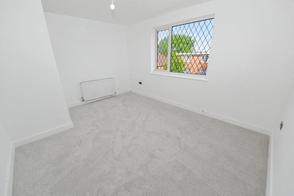 Property photo 3 of 6 Sunbury Road - Lounge Diner