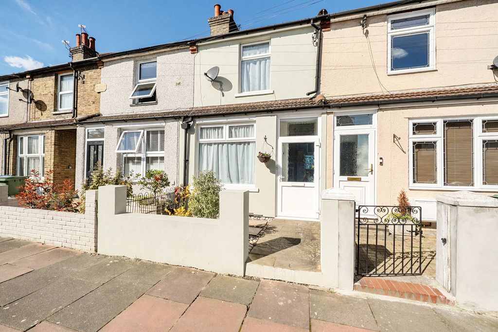 Property photo 1 of 20 1435309-7-69c52E2...