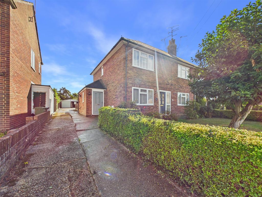 Property photo 1 of 9 Cam03851G0-Pr0051-Still021.Jpg