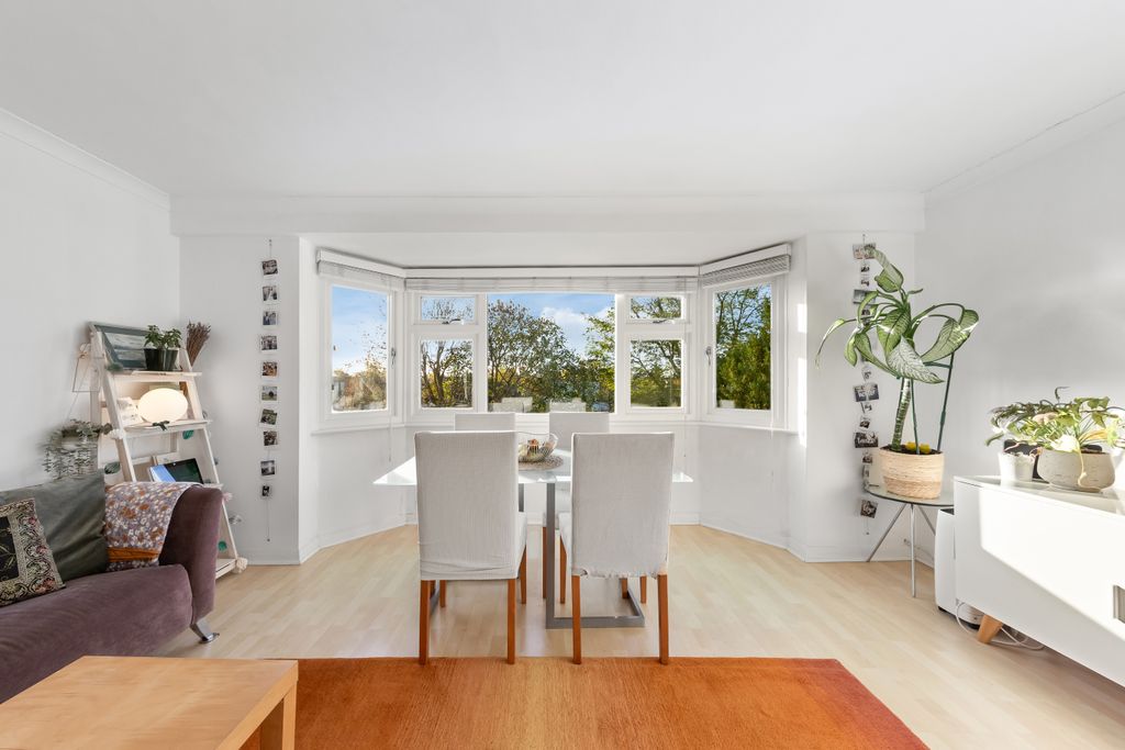 Property photo 3 of 23 Img_0406