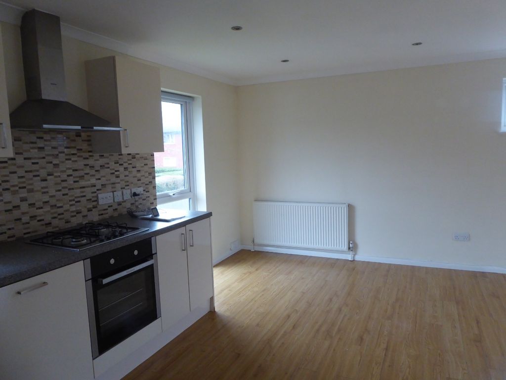 Property photo 3 of 8 5028642