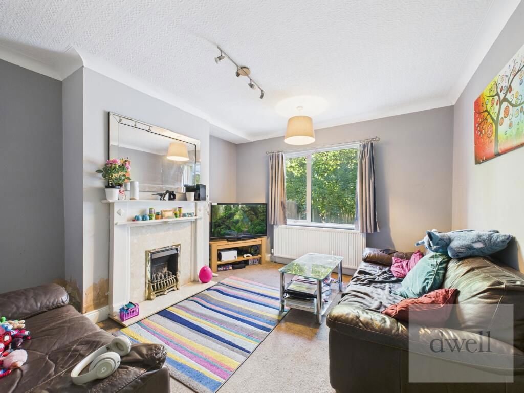 Property photo 2 of 15