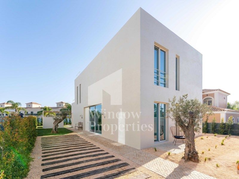 Property photo 3 of 34