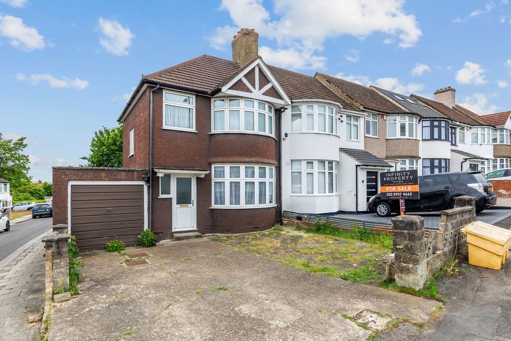 Property photo 1 of 21