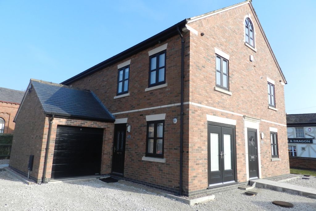 Property photo 1 of 12 1421241