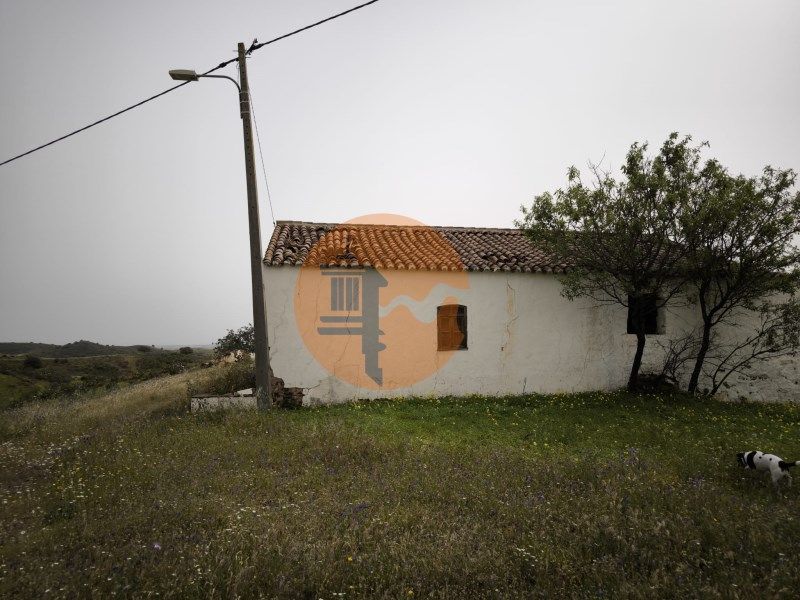 Property photo 1 of 37