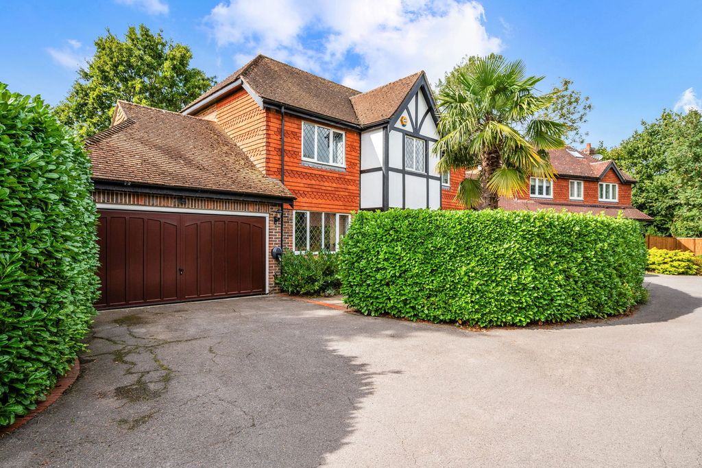 Property photo 1 of 16