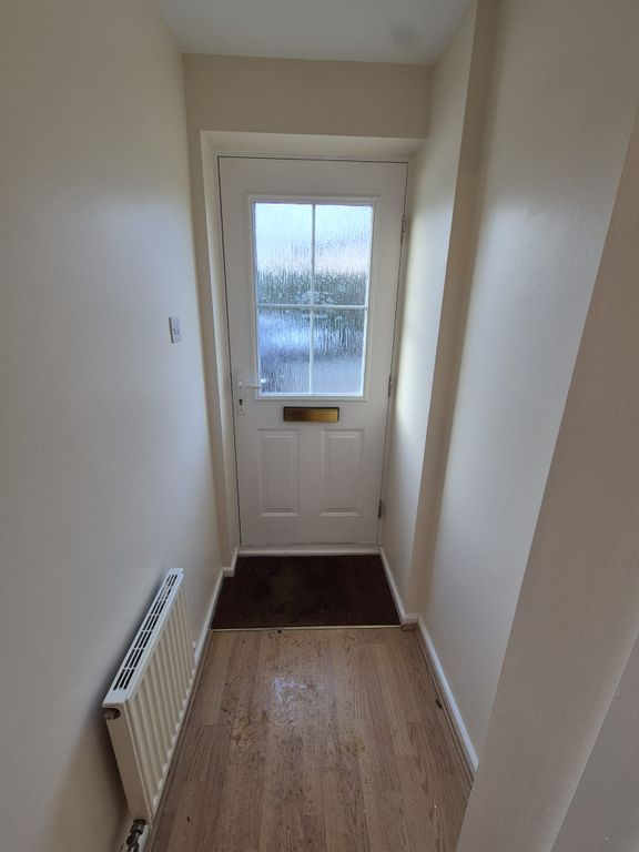 Property photo 2 of 12 Hall