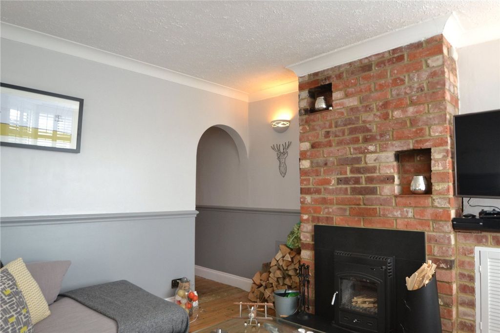 Property photo 3 of 19 Picture No. 24