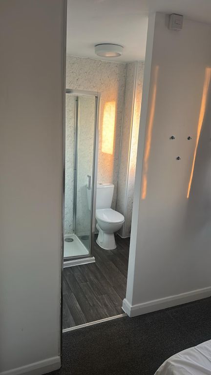 Property photo 3 of 4