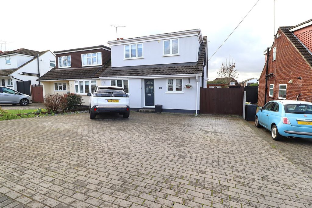 Property photo 1 of 24