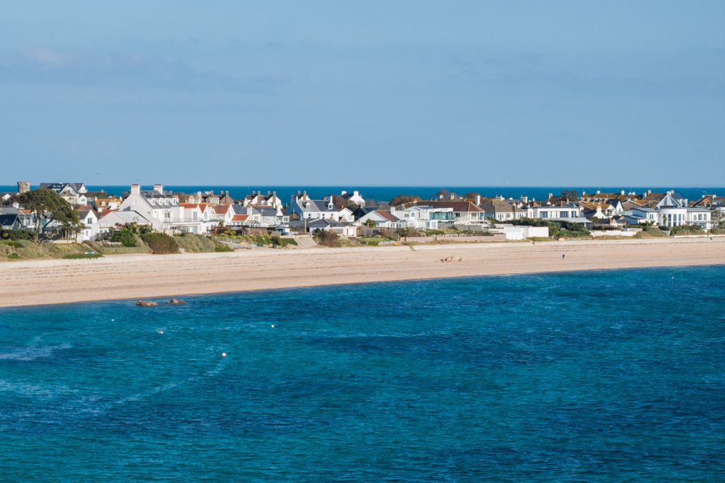 Property photo 3 of 20