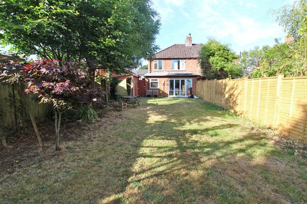 Property photo 3 of 20 Picture 3