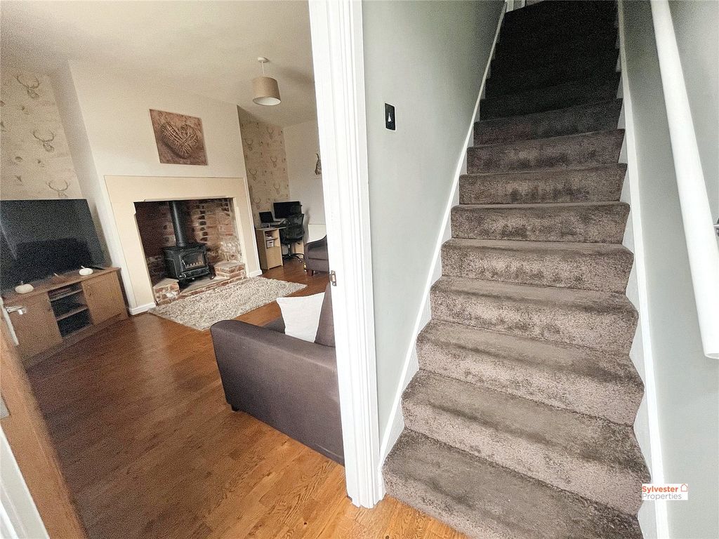 Property photo 3 of 27 Picture No. 18