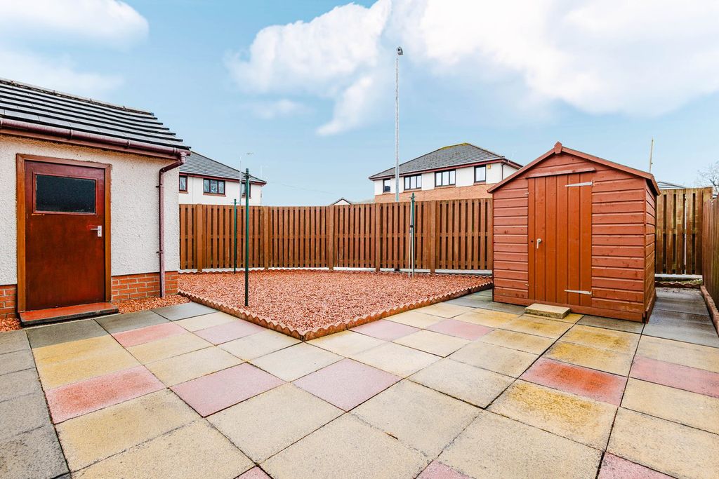 Property photo 2 of 15