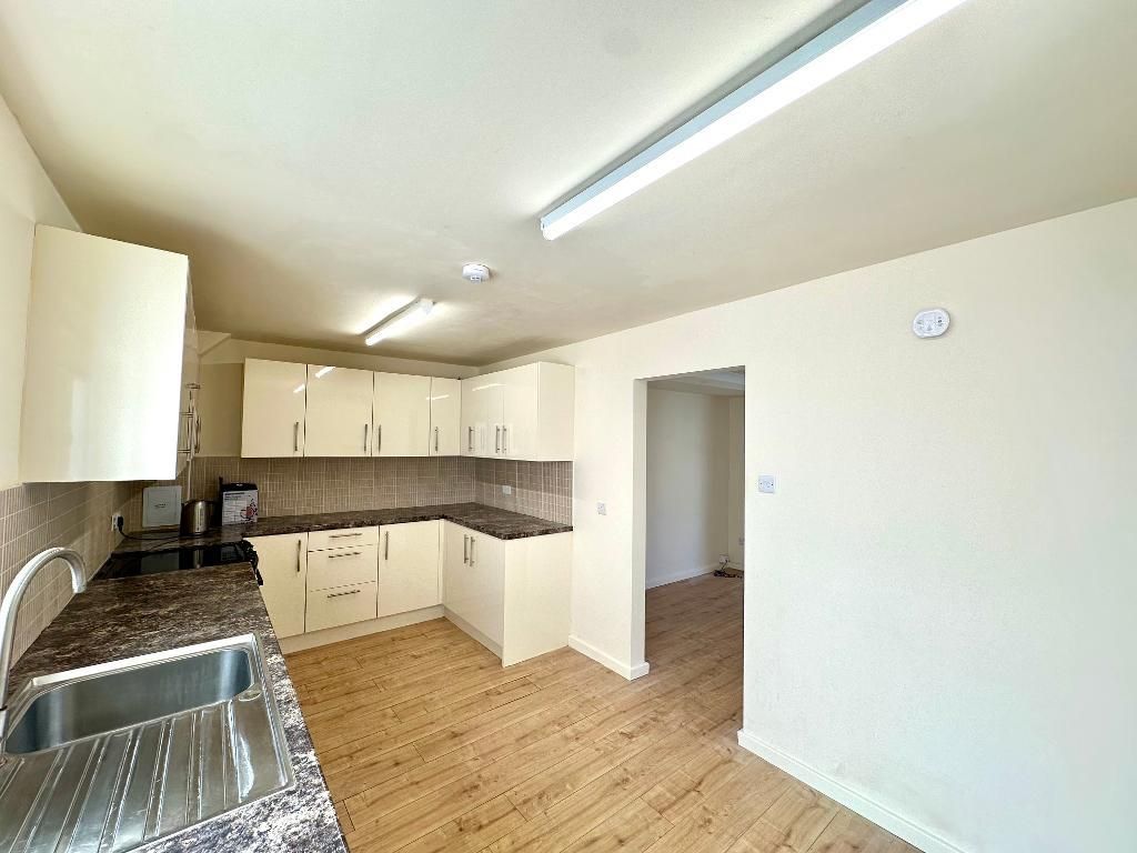 Property photo 3 of 16 Photo 3