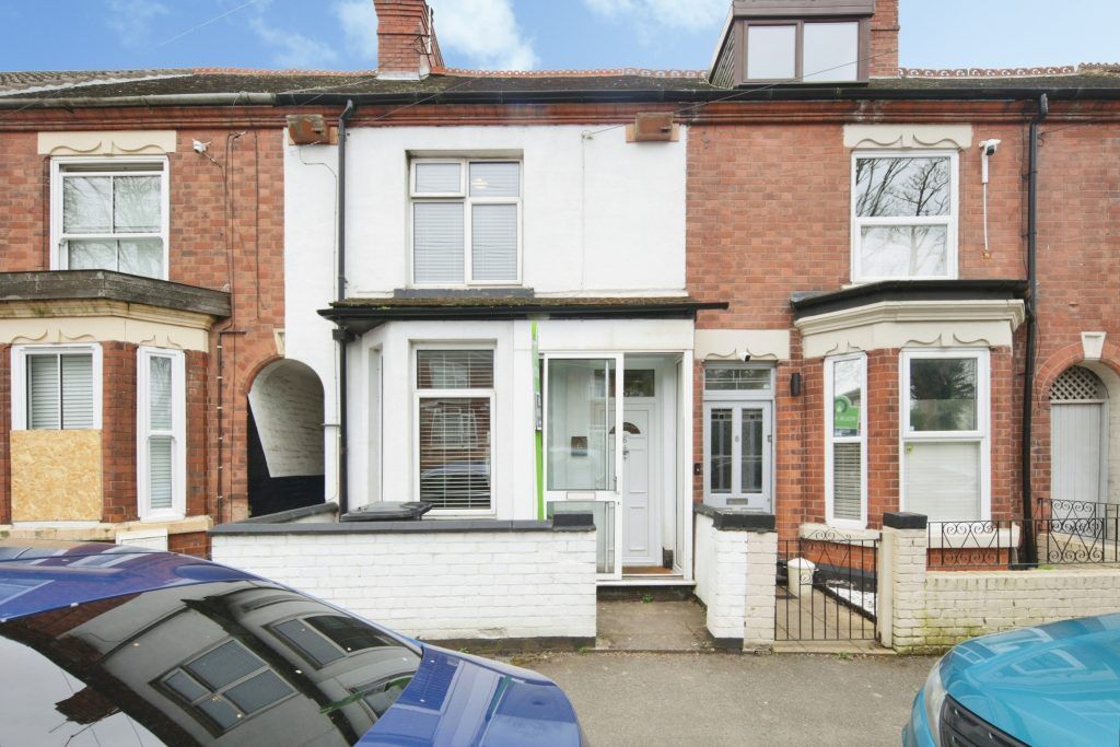 Property photo 2 of 18