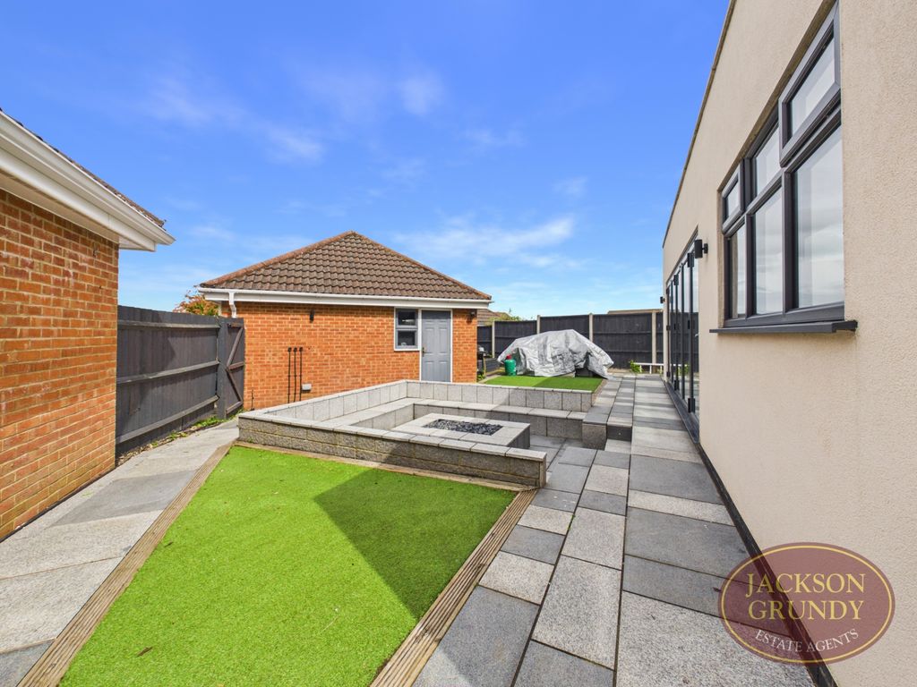 Additional image 20 of 4 bed detached house for saleBarley Close, Daventry NN11