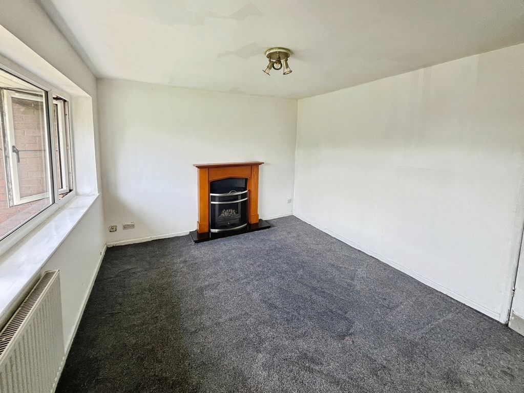 Property photo 2 of 9 Lounge