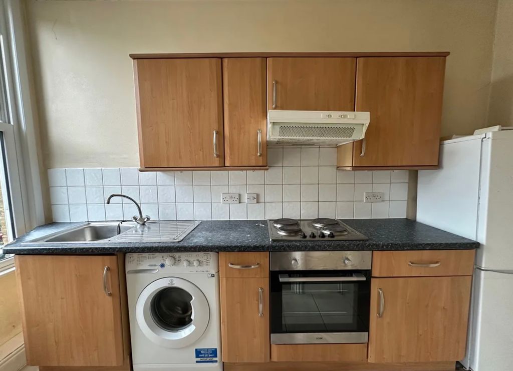 Property photo 2 of 6 Img_0412