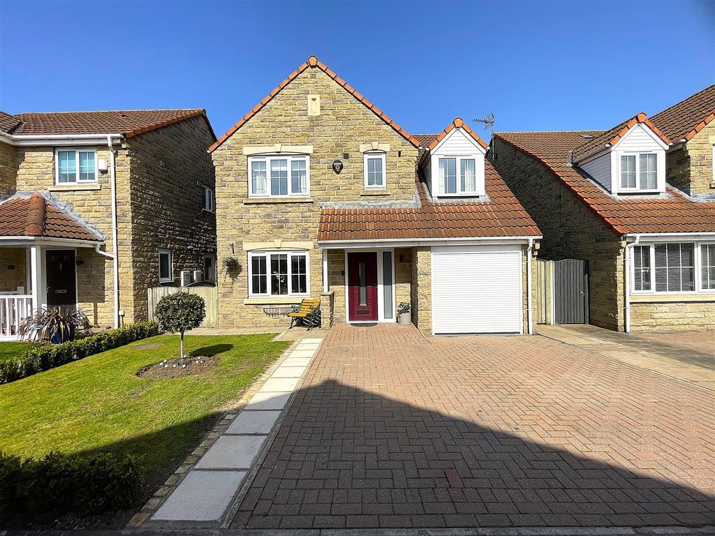 Property photo 1 of 34 Front External