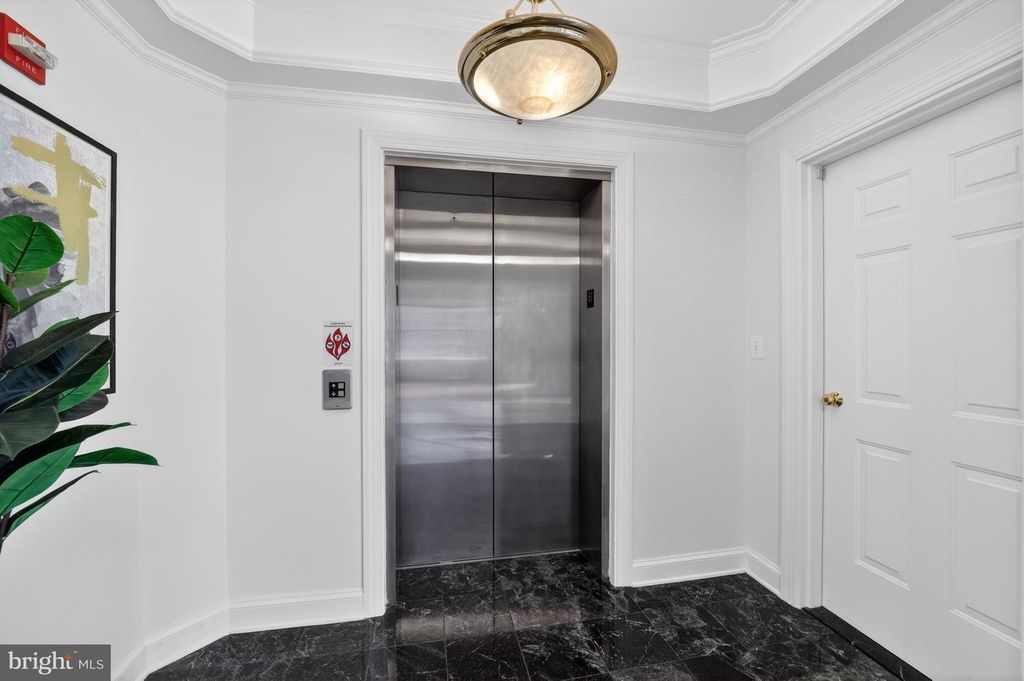 Property photo 3 of 21 <Alttext/>