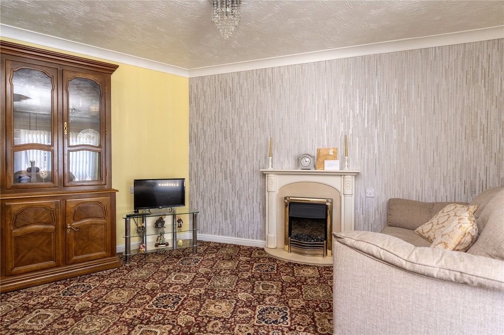 Property photo 3 of 10 Picture No. 04