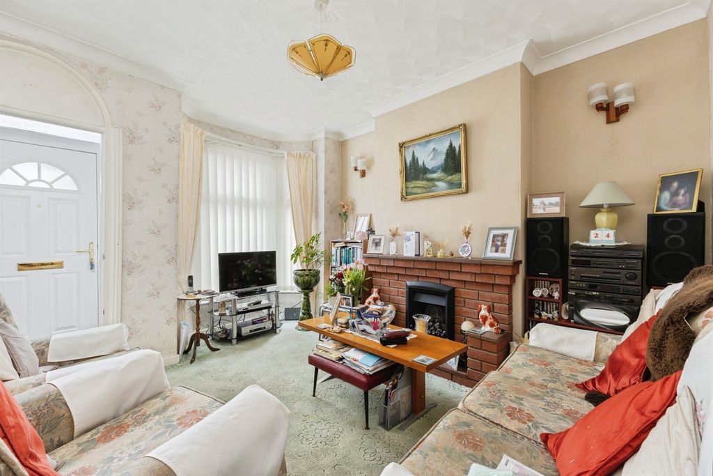 Property photo 3 of 16