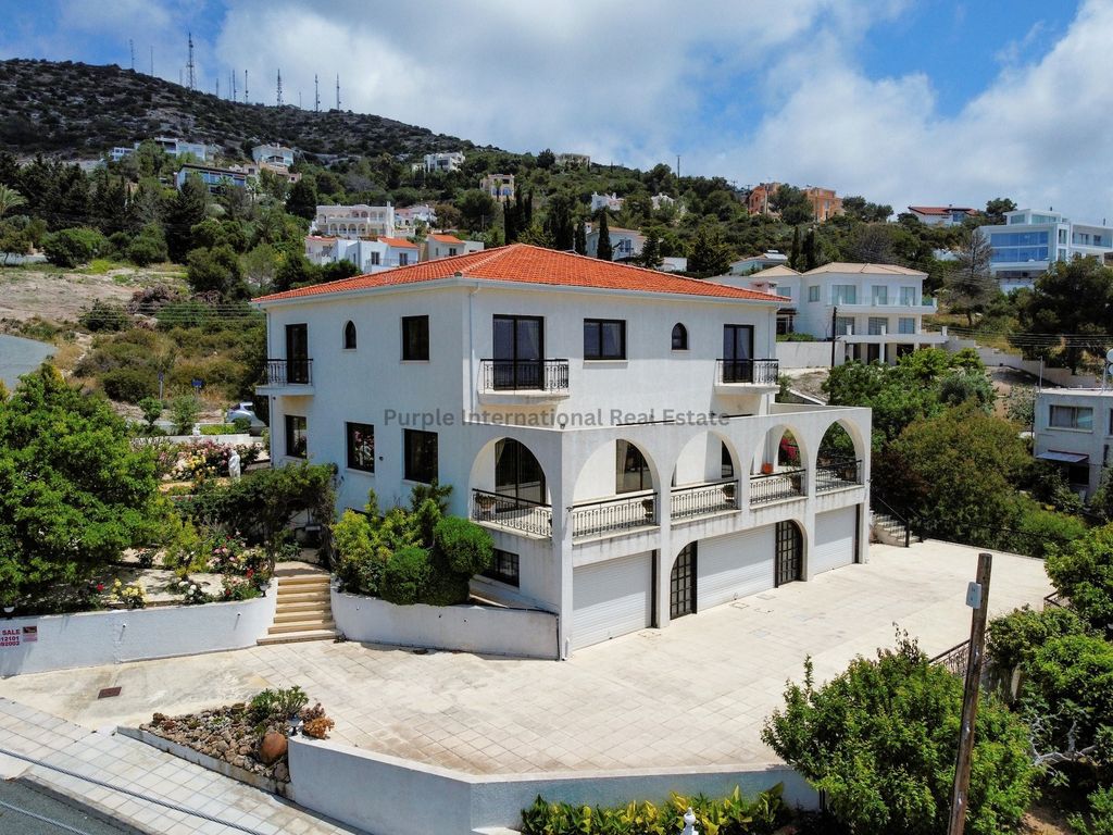 Property photo 1 of 69