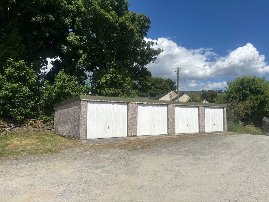 Property photo 1 of 5
