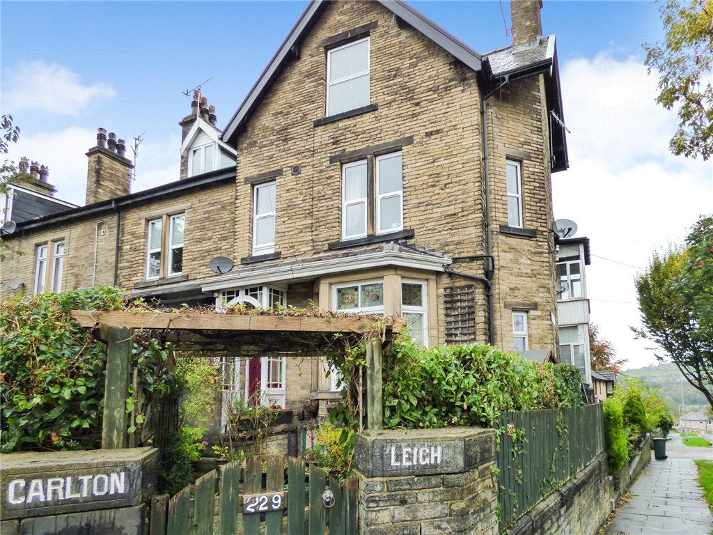Property photo 1 of 14 Bingley Road