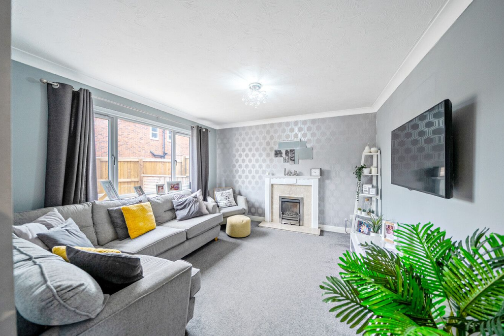 Property photo 3 of 24