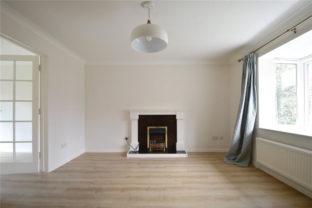 Property photo 2 of 11 Picture No. 03