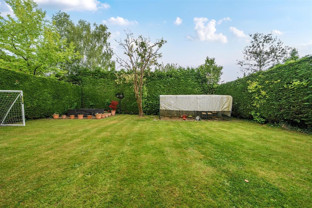Additional image 4 of 7 bed detached house for saleHeadley Road, Liphook GU30