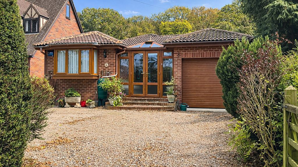 Property photo 2 of 27