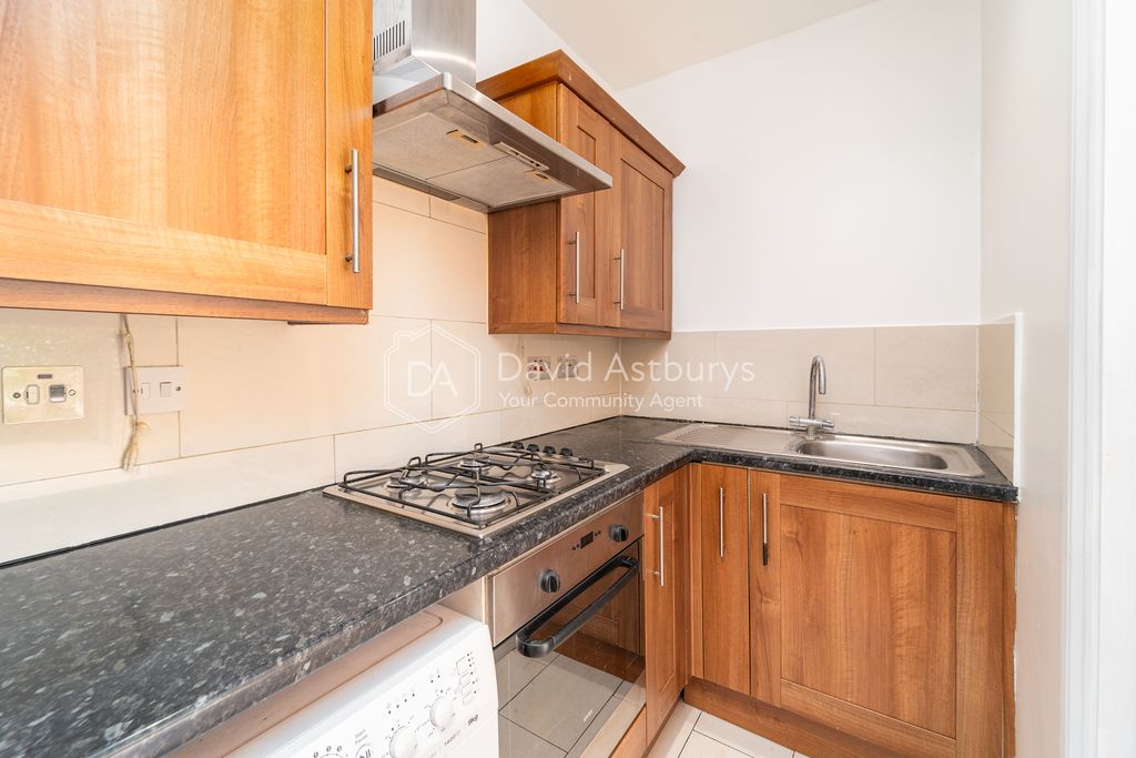 Property photo 2 of 8 Ndb01114-Edit