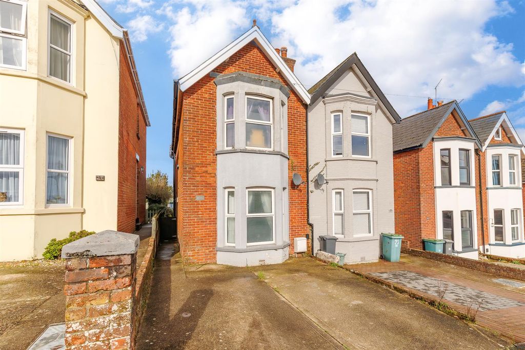 Property photo 1 of 23