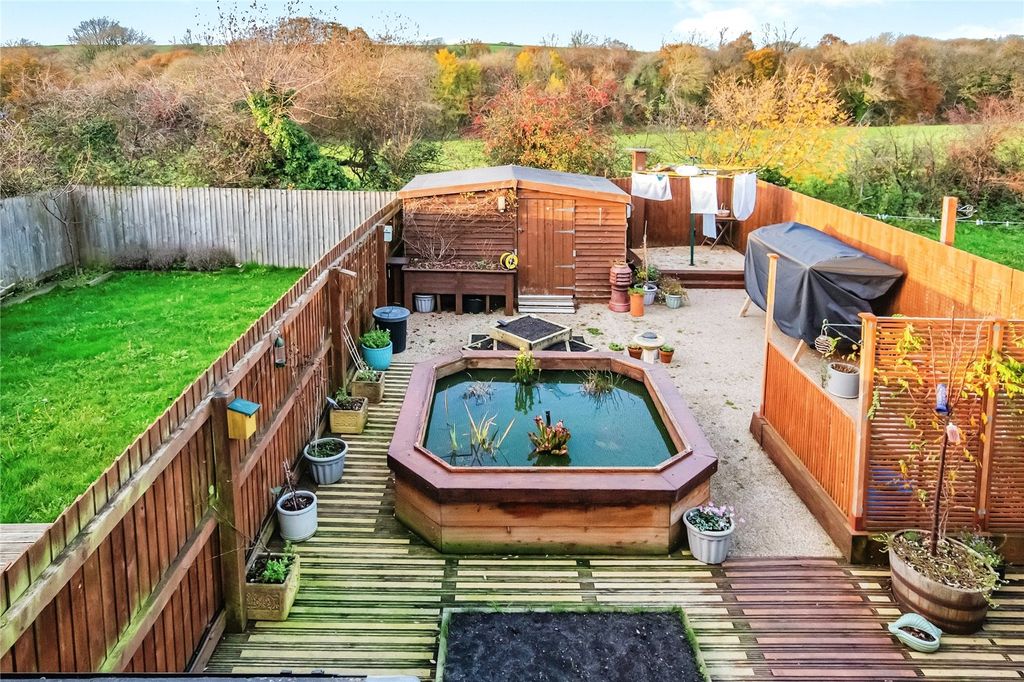 Property photo 2 of 15 Picture No. 14