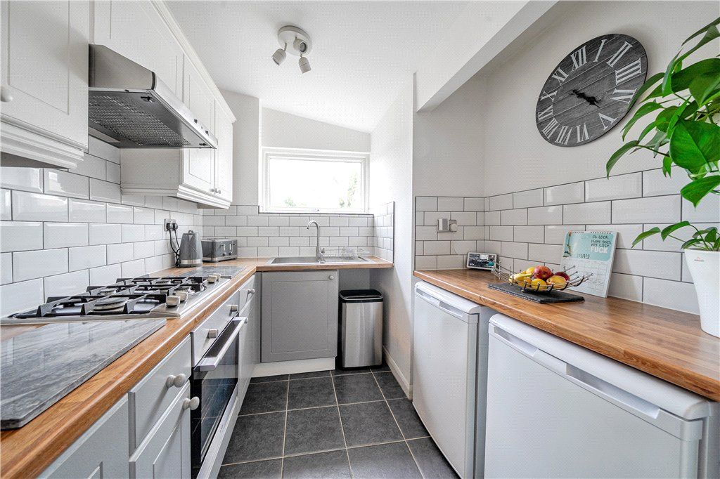 Property photo 3 of 12 Picture No. 02