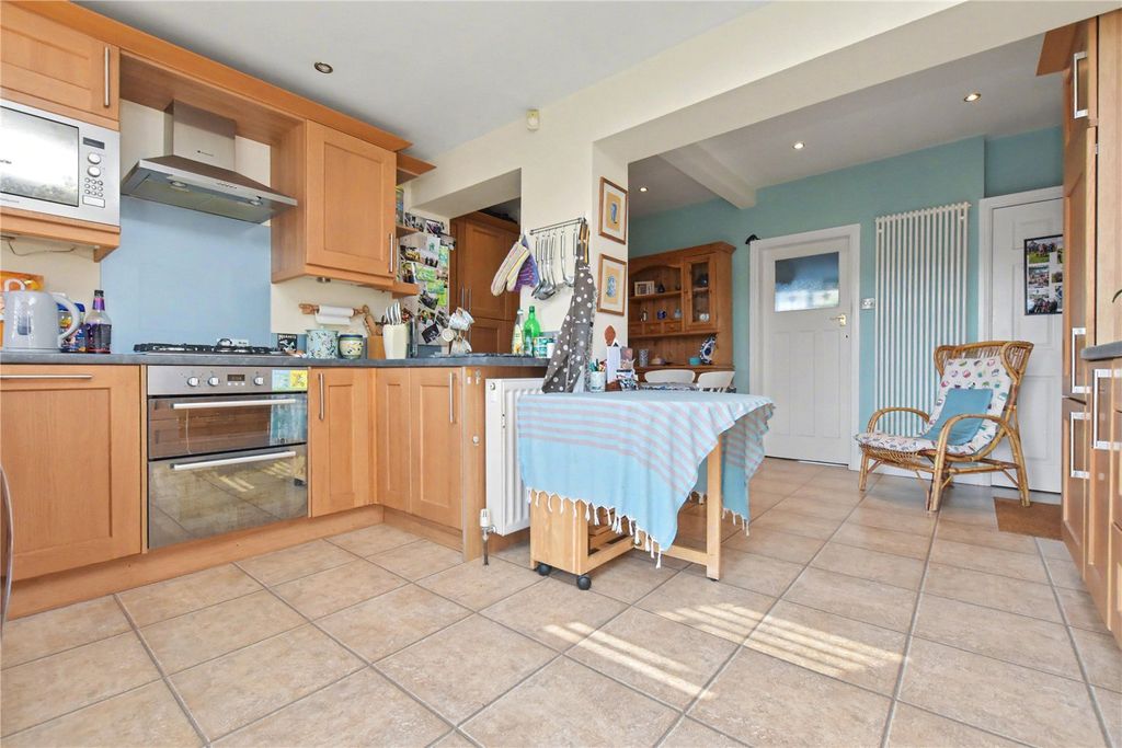 Property photo 3 of 22 Picture 3