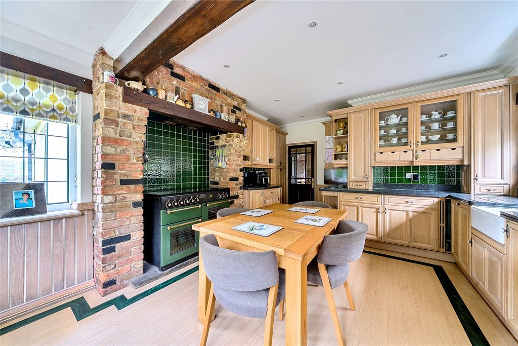 Property photo 2 of 19 Picture No. 07