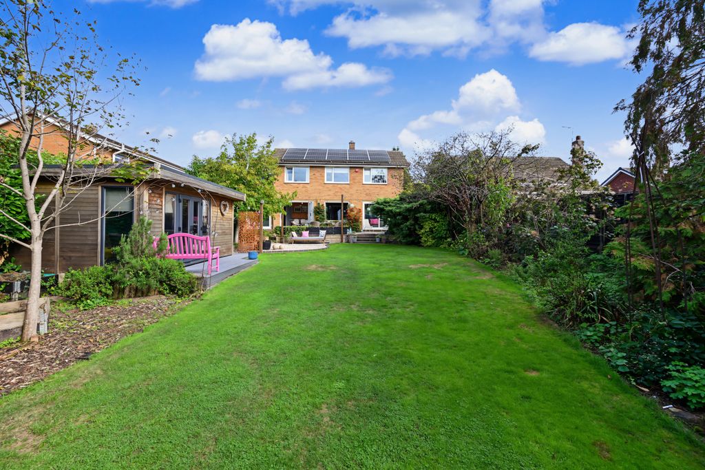 Property photo 3 of 33