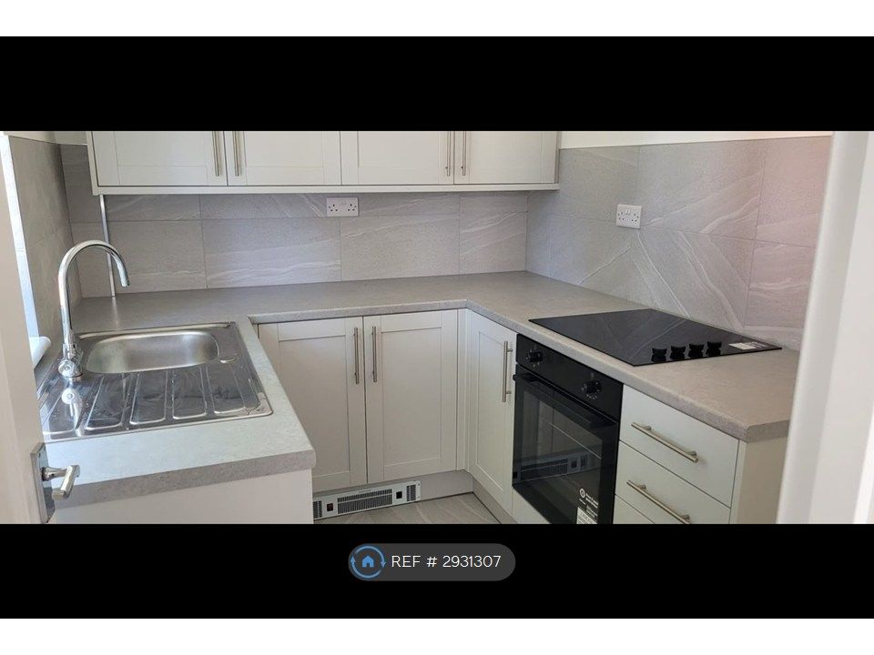 Property photo 1 of 3