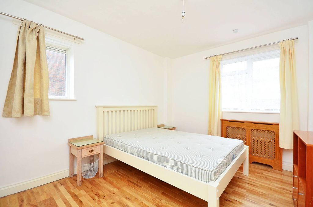Property photo 3 of 9