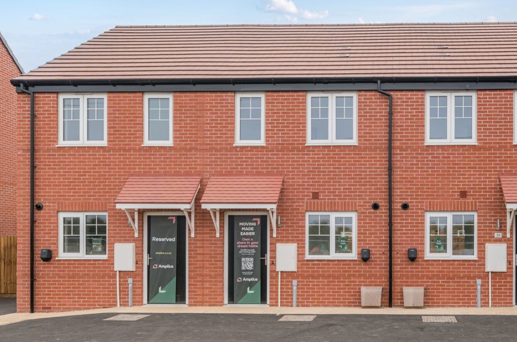 Property photo 1 of 14 1492442-8-6A560E5Ec5F5B