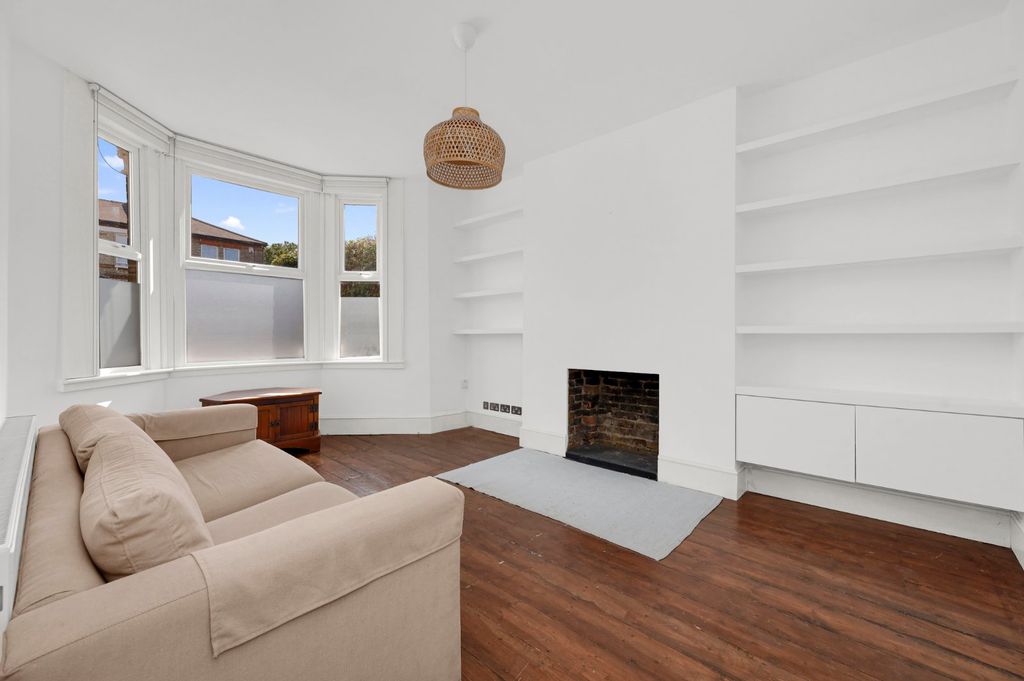 Property photo 3 of 15